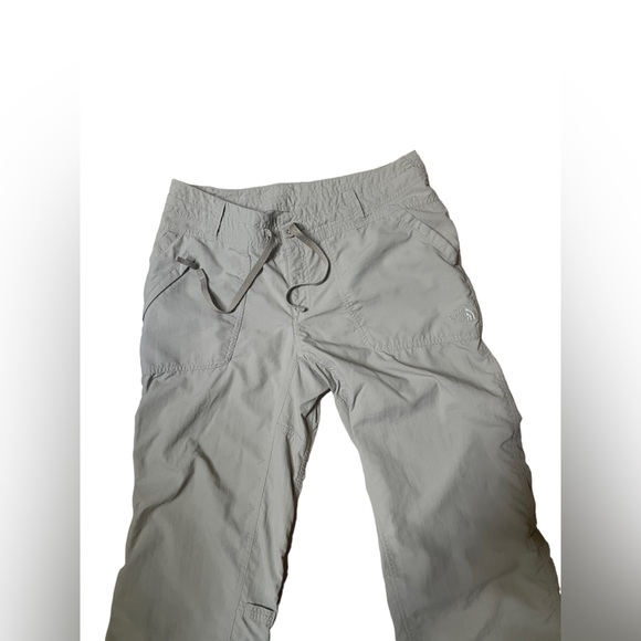 The North Face nylon women’s pants, size 8. Button & drawstring front. - Picture 4 of 6